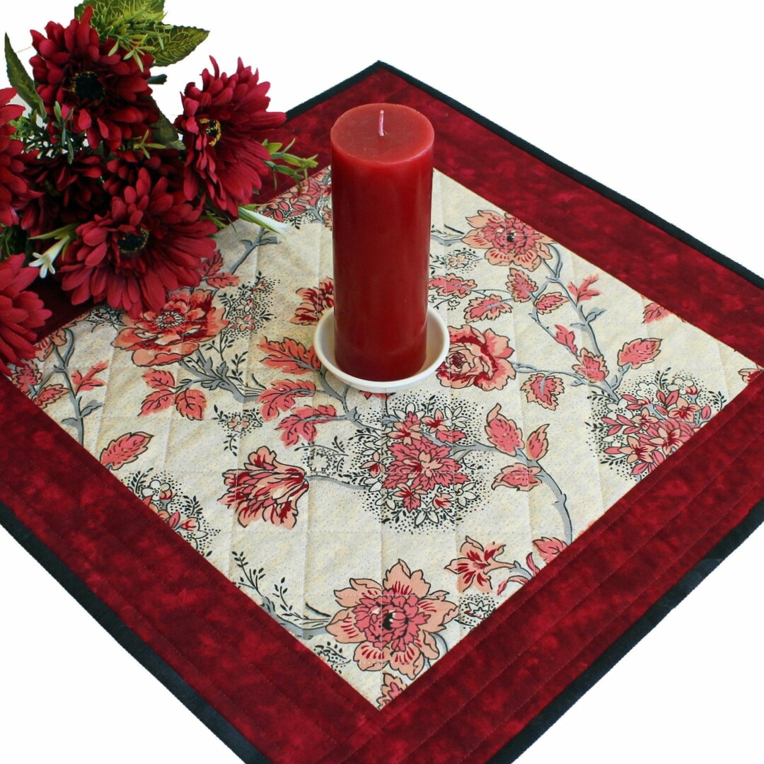 Cherokee Rose Gardenias Quilted Table Topper NCU0NXD132