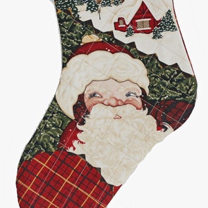 Quilted Christmas Stocking, Santa Holiday Decor imagem 10