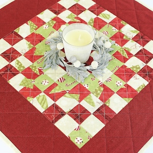 Quilted Christmas Table Topper, Patchwork Table Quilt, 21&quot;x21&quot;