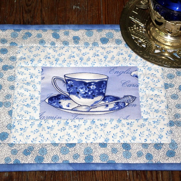 Blue and White Mug Rug - Quilted Snack Mat - Blue and White Mug Mat - Handmade Mug Rug