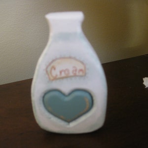 Cream Bottle Love Chunk Pale Green image 3