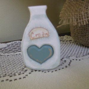 Cream Bottle Love Chunk Pale Green image 1