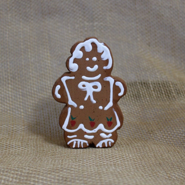 Gingerbread Girl Love Chunk Christmas Decoration