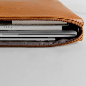 Universal laptop folder MacBook folio, notebook case, leather folio, spacious folder, volumetric leather bag GARDA image 3