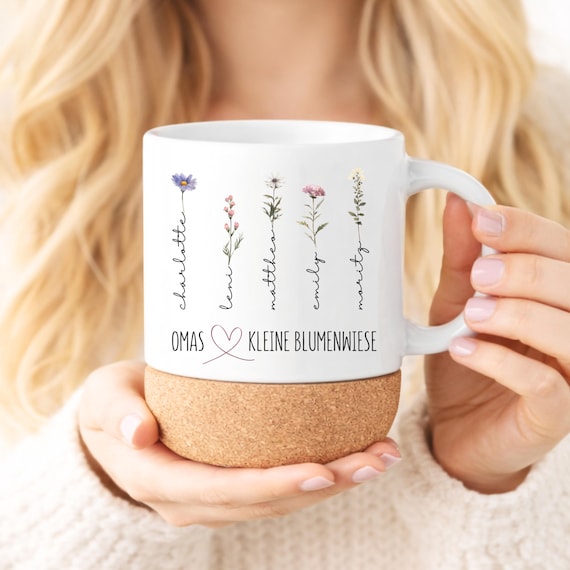 Oma Tasse personalisiert mit Enkelnamen | Omas kleine Blumenwiese | Geschenk Oma Enkel | Oma Geschenk personalisiert | Muttertag Oma