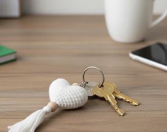 Heart Keychain Crochet Pattern, Easy Beginner Tutorial (PDF Pattern)
