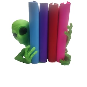 Alien Invader Bookend Shelf Invader Sci Fi Fantasy Book Holder 3D Printed