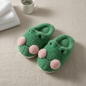 Cute Frog Plush Slippers Winter Cartoon Indoor Home Slippers