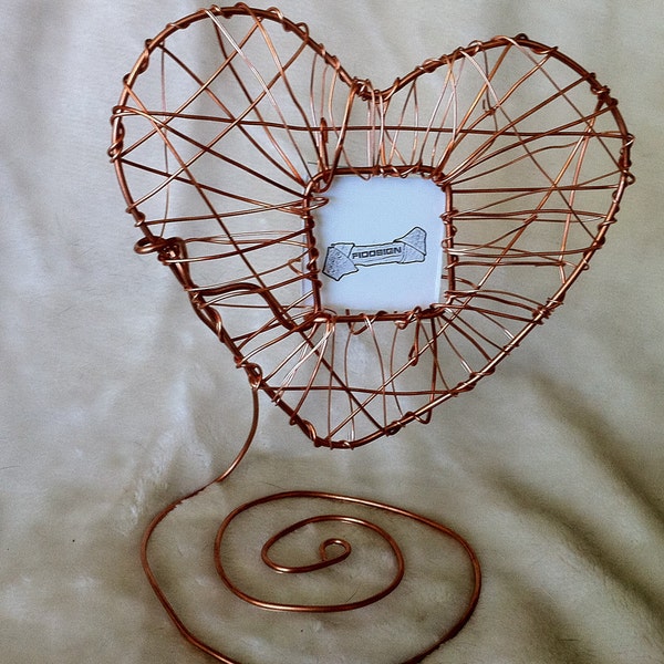 Hand-Made Copper Wire photo frame with 2"x2" window, named "Heart"