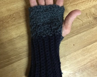 Fingerless gloves