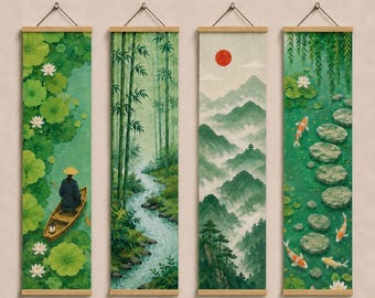 Op de afbeelding: Een set van vier verticale wandhangers, elk 30x120cm groot. De prints tonen scènes met een persoon in een boot op een lotusvijver, een bamboebos met een beekje, mistige groene bergen met een rode zon en koikarpers in een vijver.
