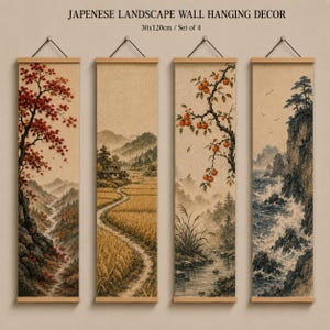 Pode incluir: Um conjunto de quatro tapeçarias verticais com ilustrações de paisagens. Cada rolo mede 30x120cm e exibe cenas que incluem um bordo vermelho, um campo dourado com um caminho, uma árvore frutífera e uma falésia costeira rochosa.