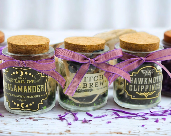 Halloween Potion Necklace Children's Gift Set – Handmade necklace in glass bottle