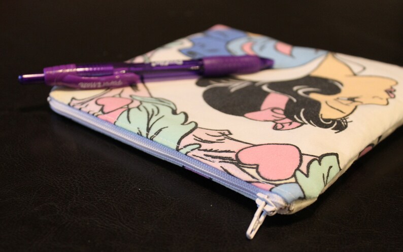 Vintage Snow White Small Zipper Clutch or Purse