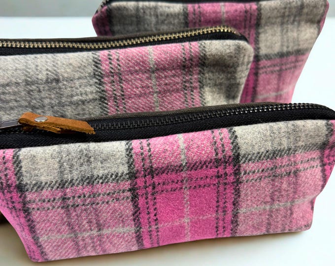 Pink Tweed Plaid Wool & Waxed Canvas Pouch – Makeup and Travel Bag