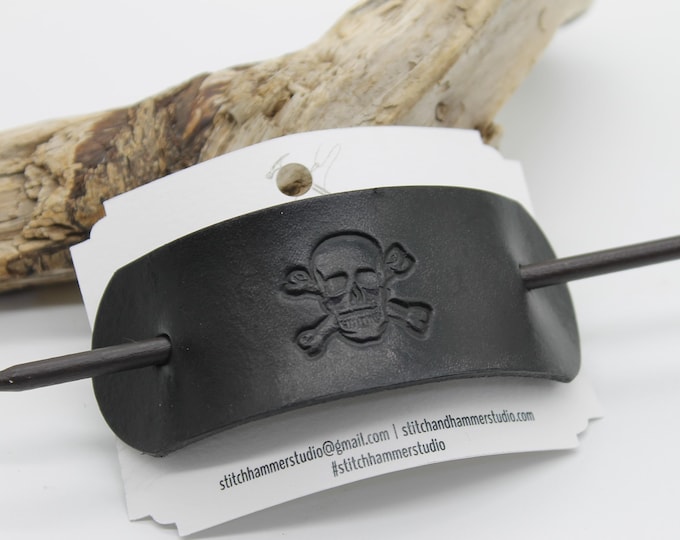 Handmade Leather Skull Hair Pin: Gothic Bun Holder Accessory