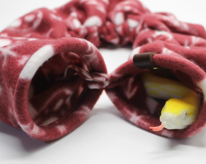 Fleece Reptile Hideout Donut: Snuggle Sack for Geckos & Lizards