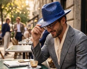 Fedorahatt i strutsläder | Läderhatt med bred brätte | Lyxig Fedorahatt | Unisex dresshatt | Vintage westernhatt | Elegant läderhatt