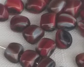 Vintage glass BEADS. GERMAN 60s chubby NUGGET red black white 6mm (20)