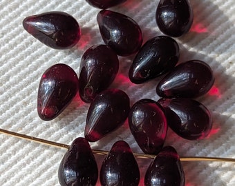 Czech glass Beads BRIOLETTE Teardrop garnet red 8mm top-hole (25)