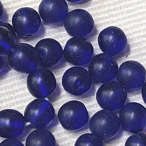 Vintage glass Beads Czech COBALT BLUE matte 6mm Round (20)