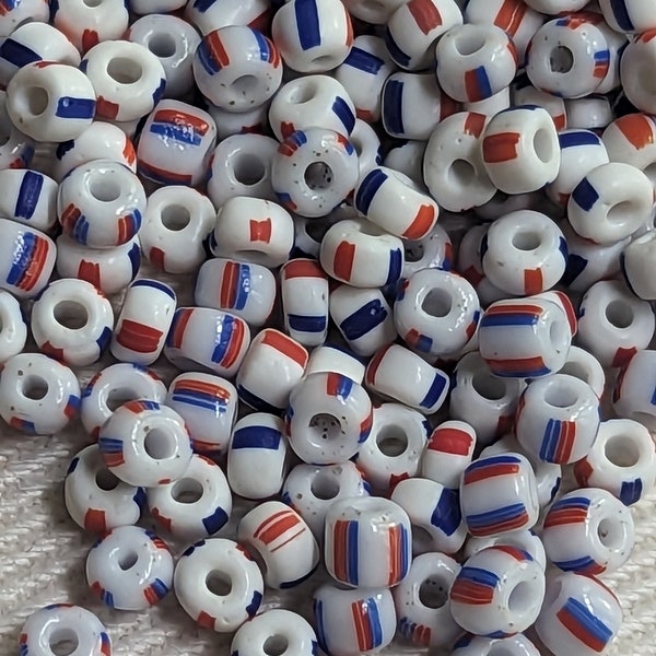 Vintage glass seed beads size 8/o,Czech Glass 4mm Seed Beads Opaque stripe/Rocailles, White w/ Cobalt blue. & red stripes  (100pcs)