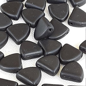Vintage Glass Beads.10mm triangle FLAG smooth Czech jet BLACKmatte