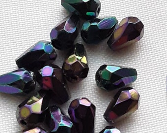 Facettiert Tränentropfen 9x7mm Vintage TSCHECHISCHES Glas (12) LILA Iris Regenbogen