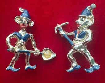 Vintage Marvella Working Elf Pixie Leprechaun Pins Brooch Set Pair Elves