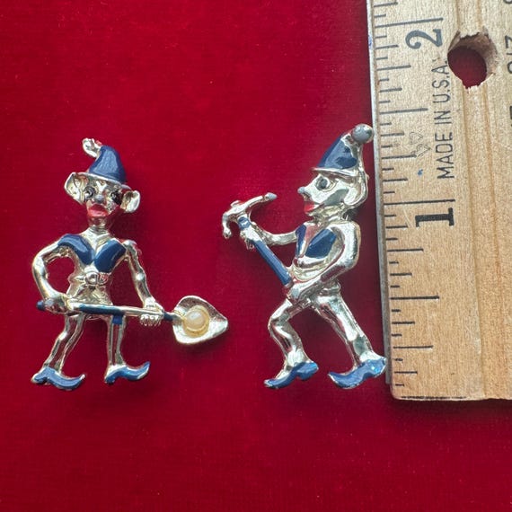 Vintage Marvella Working Elf Pixie Leprechaun Pin… - image 2