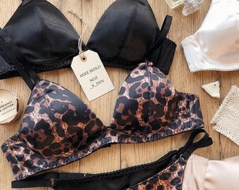 Conjunto de lencería de seda • Bralette y tanga franceses • Ropa interior sin aros ni costuras