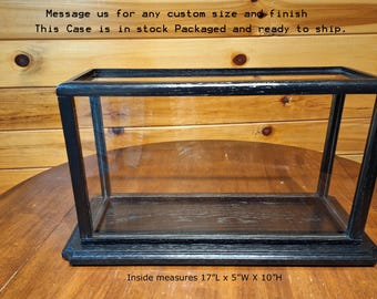 Display case 17"x5"x10" tall #PP25018