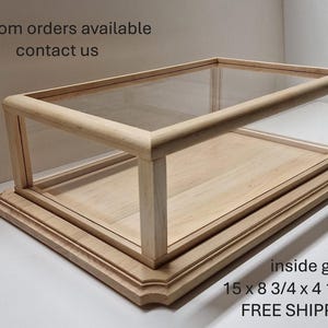 Display case 15" x 8 3/4" x 4 1/2" tall #PP24018