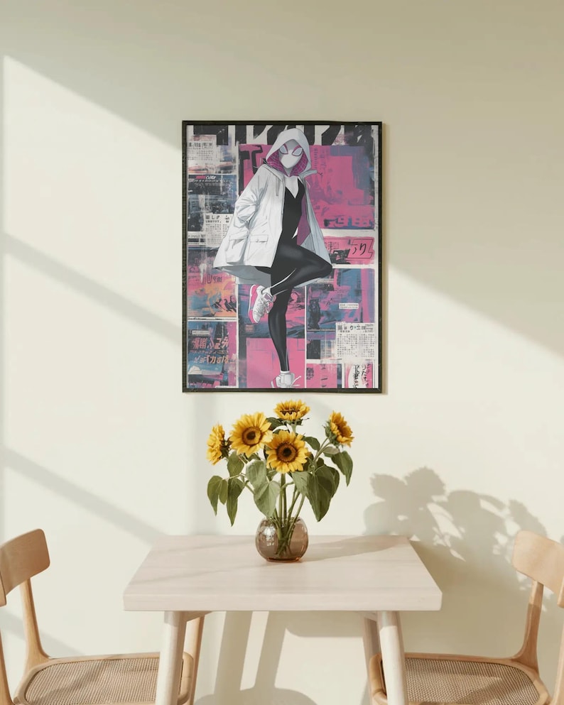 Pu&ograve; includere: Un set di tre tazze in ceramica con finitura opaca e macchiettata. Le tazze sono nei toni del crema, grigio chiaro e grigio scuro. Ogni tazza ha un design semplice e minimalista e un manico arrotondato.