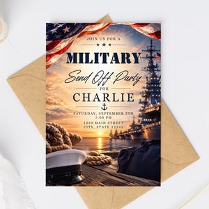 Pode incluir: Um cartão de convite retangular com uma cena portuária ao pôr do sol, um navio militar, um chapéu de marinheiro branco e uma corda. O texto diz: JOIN US FOR A MILITARY Send Off Party FOR CHARLIE SATURDAY, SEPTEMBER 5TH 1:00 PM 1234 MAIN STREET CITY, STATE 12345.