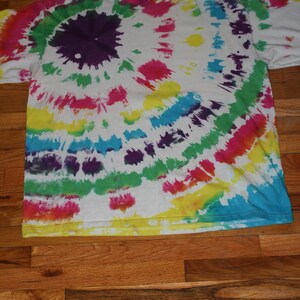 90s Tie-Dye T-Shirt 100% Cotton Oversized Vintage Oversized Ironic Rainbow Tee XL image 3