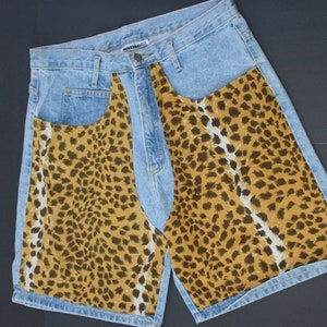 Shorts vintage CONTEMPO CASUALS da década de 1990, camurça, estampa de leopardo e jeans
