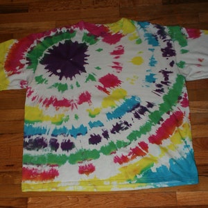 90s Tie-Dye T-Shirt 100% Cotton Oversized Vintage Oversized Ironic Rainbow Tee XL image 1