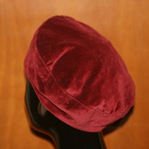 1990s VELVET BERET Vintage Mod Goth Burgundy Viva la revolución image 4