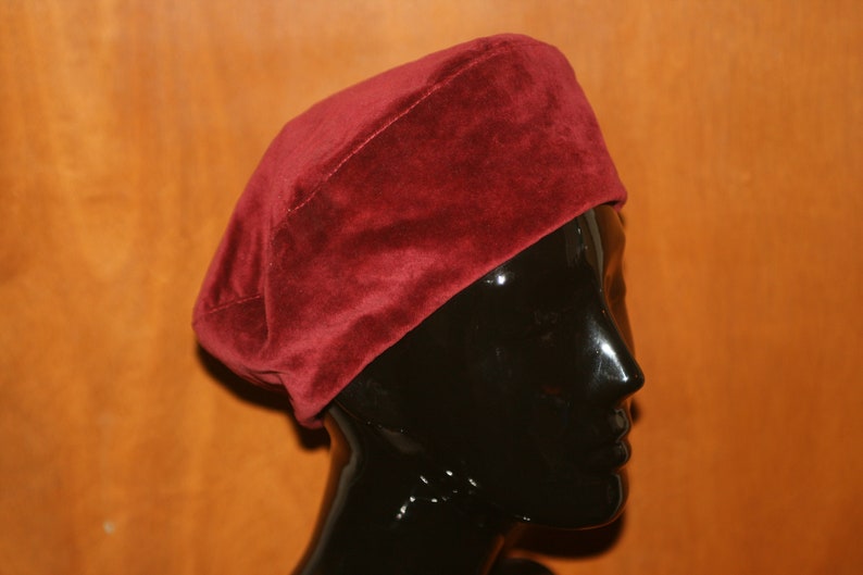 1990s VELVET BERET Vintage Mod Goth Burgundy Viva la revolución image 2