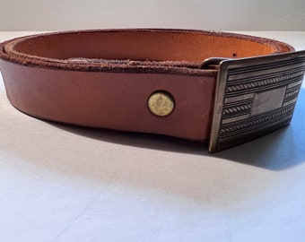 Vintage 1991 Cognac Leather Belt W/ Aged Bronze Buckle And Hardware Excellent Condition Unisex Size Medium