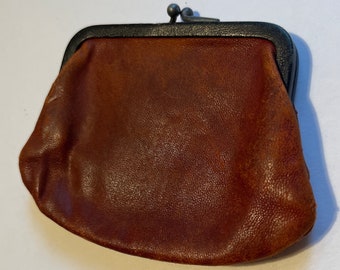 Vintage 30s-40s Cognac Calfskin Leather Coin Purse with Sweetheart Snap Closure Black Leather Covered Metal Trim