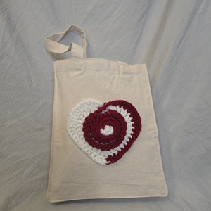 3D Twisted Heart Recycled Canvas Tote Bag image 2