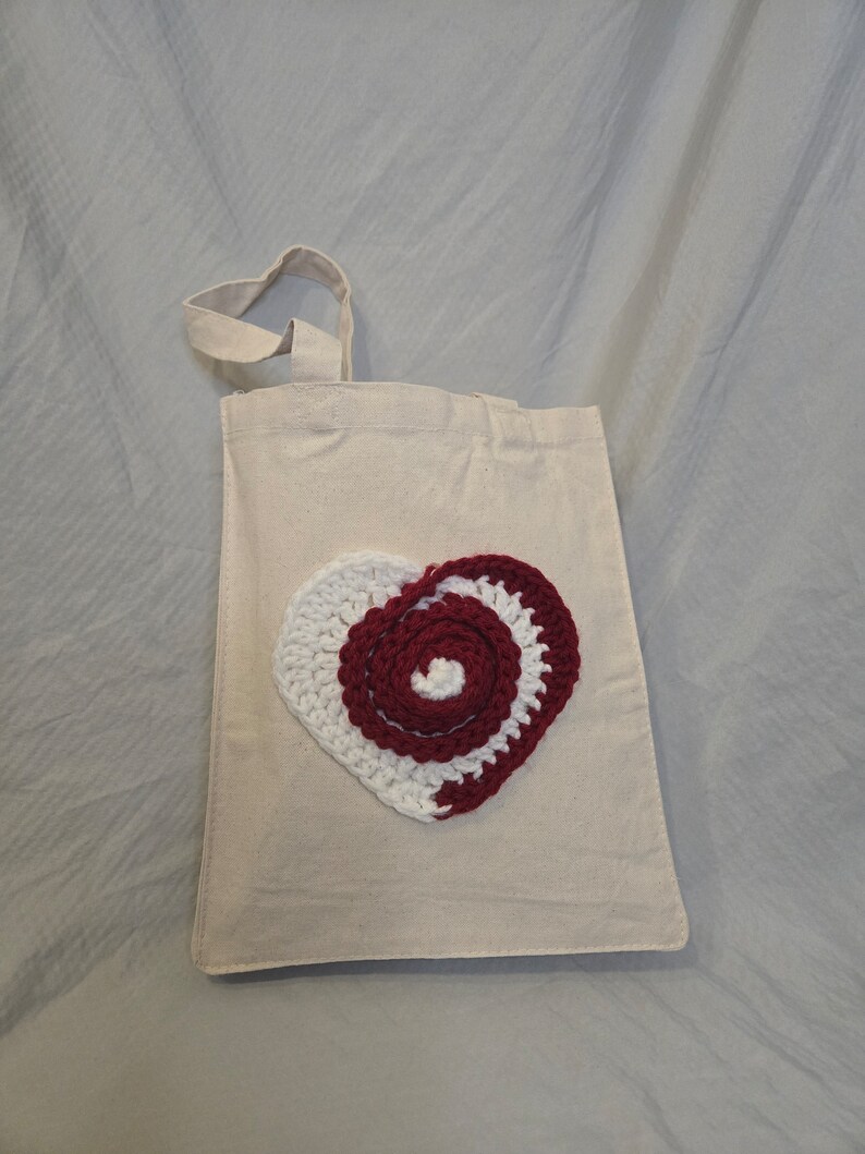 3D Twisted Heart Recycled Canvas Tote Bag image 2