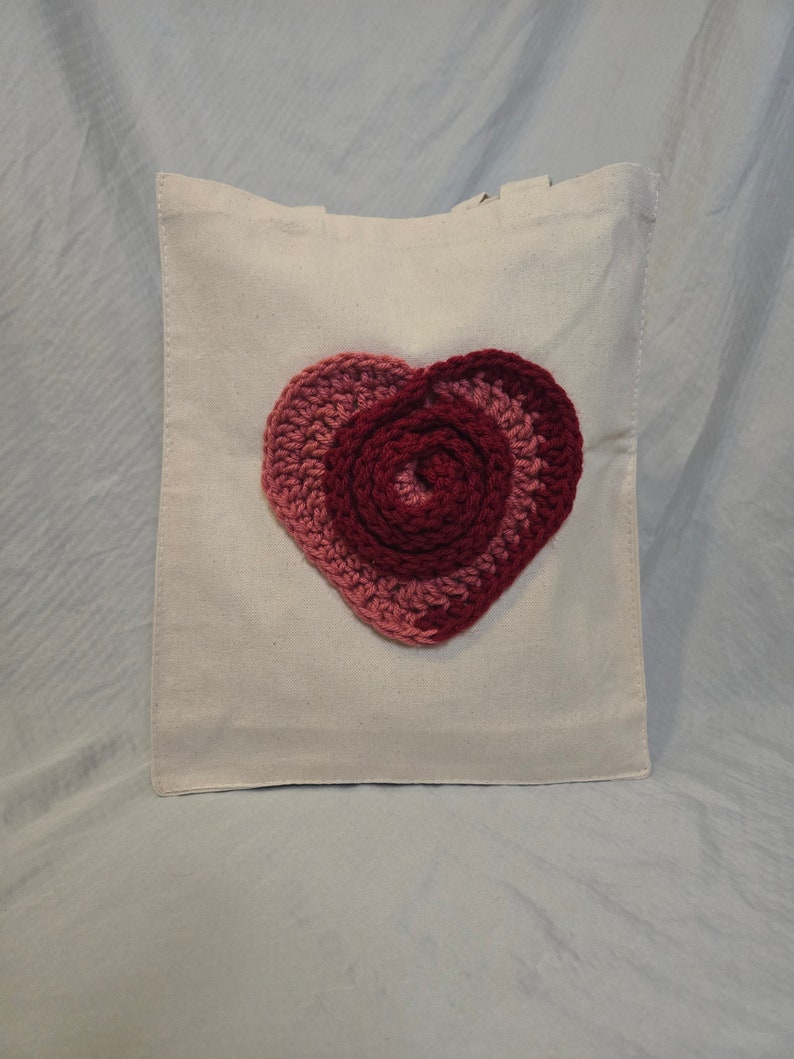 3D Twisted Heart Recycled Canvas Tote Bag image 3