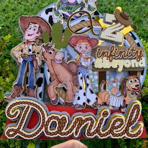 Toy 3D Cake Topper Shaker