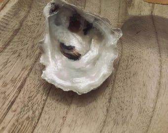 Coastal Wedding Keepsake | Shimmer Hand-Painted Oyster Shell Ring Dish