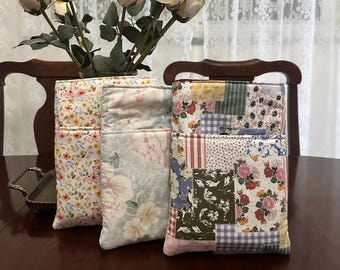 Book sleeve w/ kindle pocket