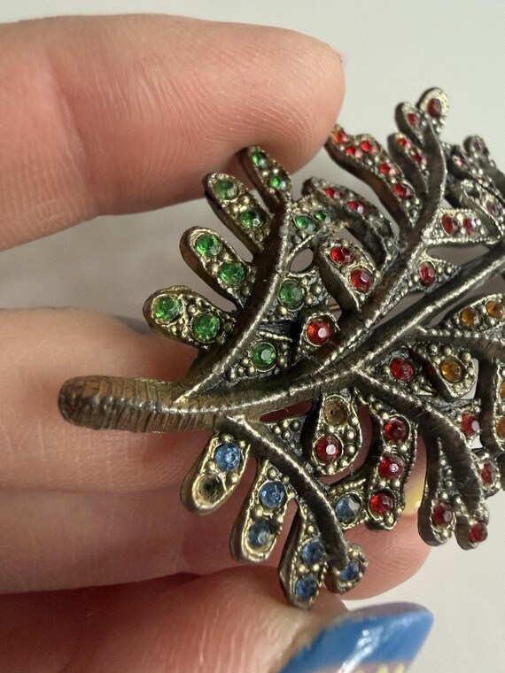 Little Nemo Brooch Leaf Rhinestones Red Blue Green Yellow Silver Tone 2.75” View 3