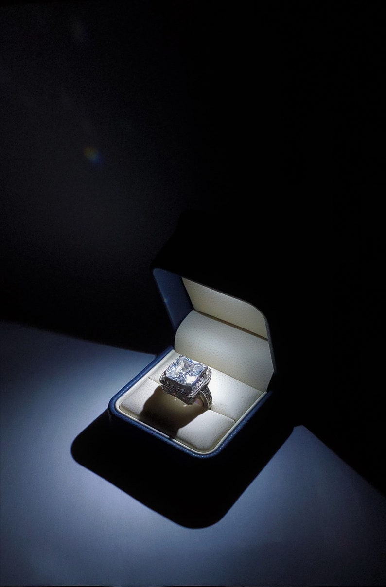 engagement ring case